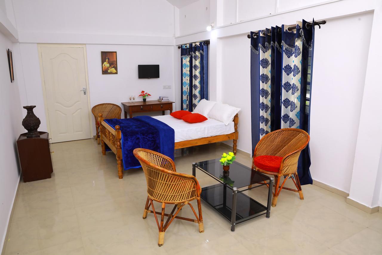 Appartamento Marari Peterland Alappuzha Esterno foto